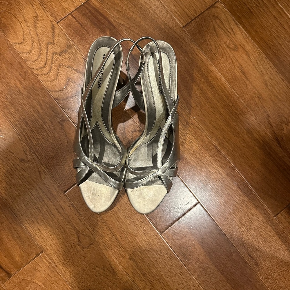 Naturalizer Silver Strappy Sandals for Formal Occasions
